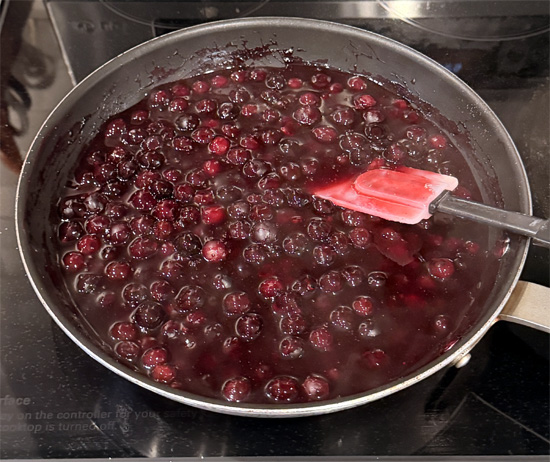 Once it's bubbling, reduce heat to low and keep mixing, until it starts to thicken up, about 5 minutes.