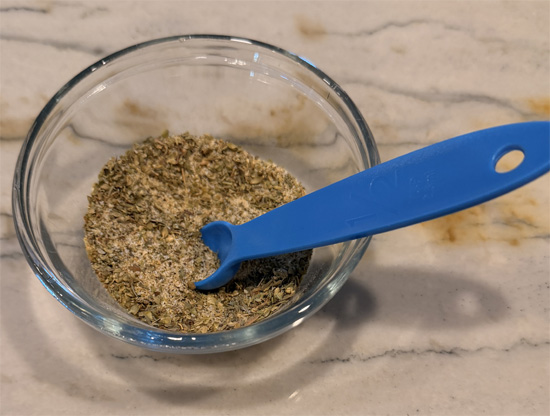 Stir in garlic powder, onion powder, Italian seasoning, oregano, salt, and pepper. Mix and cook for about 30 seconds. 