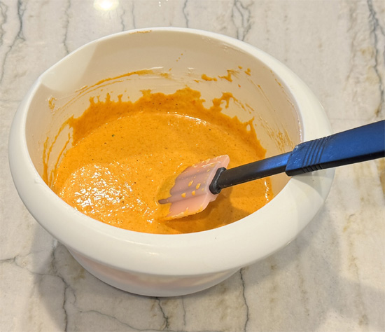 Make sauce: In a blender or food processor, combine roasted peppers, Greek yogurt, 1 tablespoon olive oil, garlic, onion powder, smoked paprika, cornstarch, salt and pepper. Blend until smooth, 1-2 minutes. 