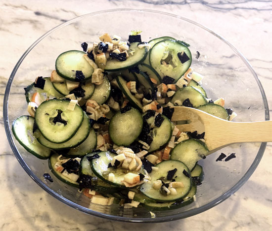 Dress and serve: Pour the dressing over the salad and toss until evenly coated. Divide into 4 servings and enjoy immediately.