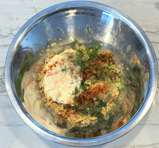 Stir in the remaining ingredients EXCEPT bread. 