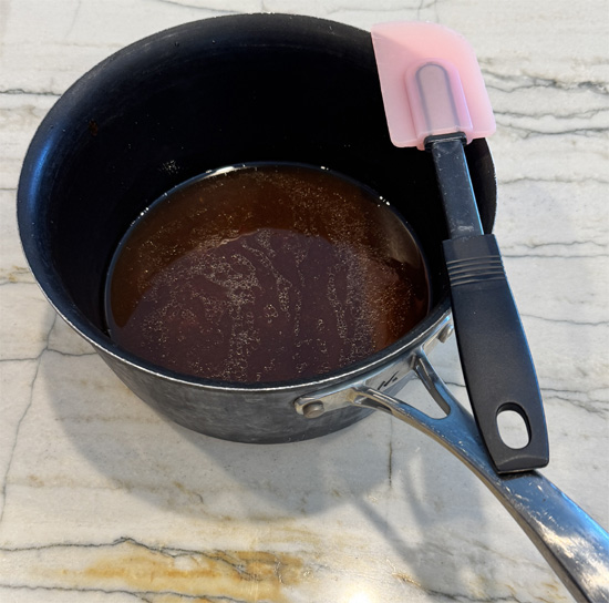 While the cauliflower is baking, put the remaining ingredients into a saucepan. The orange juice, chili sauce, teriyaki sauce, sesame oil, soy sauce, rice vinegar and Sriracha. Cook over low heat until just warmed, about 5 minutes.